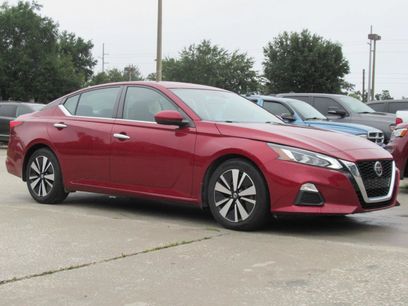 Used 2022 Nissan Altima 2.5 SV