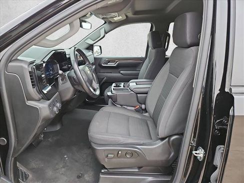 Used 2025 Chevrolet Silverado 1500 LT image 16