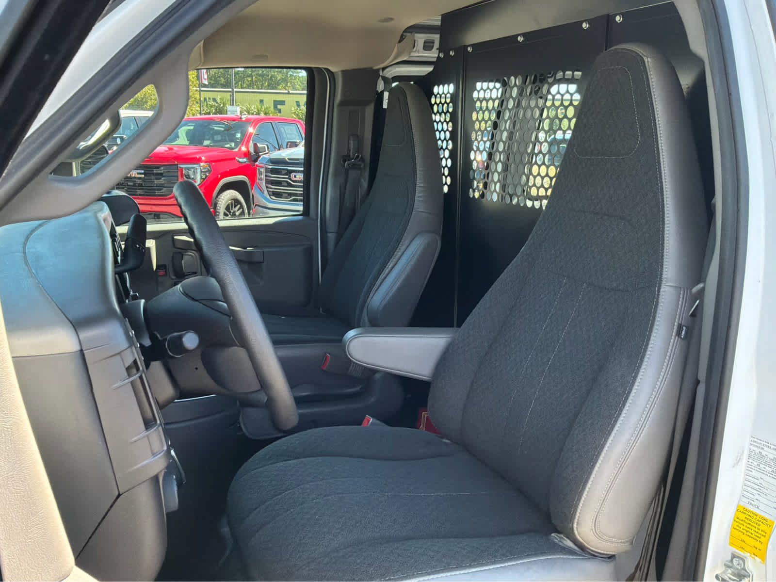 Used 2025 GMC Savana 2500 w/ Driver Convenience Package RWD image 8