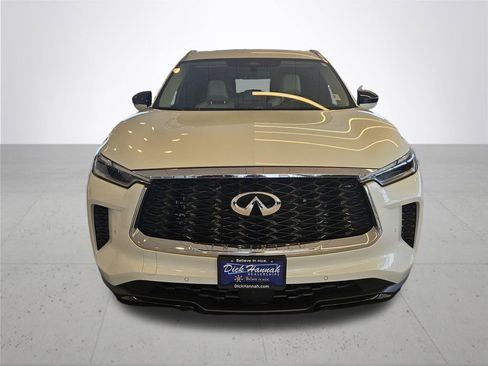 Used 2023 INFINITI QX60 Luxe w/ Cargo Package AWD/4WD image 3