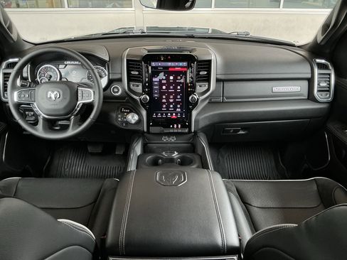 Used 2025 RAM 1500 Laramie image 4