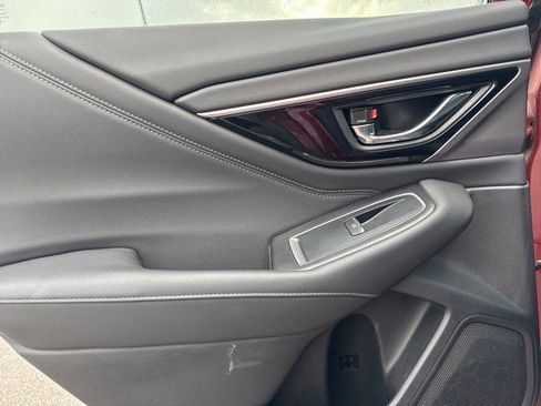 Used 2024 Subaru Outback Limited image 12