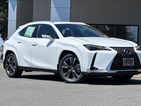 New 2026 Lexus UX 300h AWD image 2