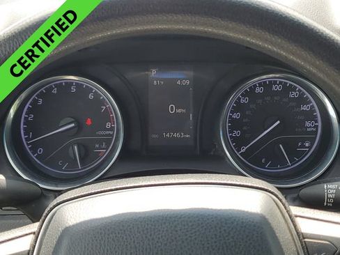 Used 2019 Toyota Camry LE FWD image 10