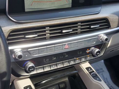 Used 2020 Kia Telluride EX w/ EX Premium Package image 28