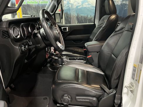 Used 2023 Jeep Wrangler Unlimited Rubicon 392 image 12