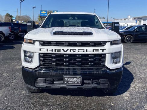 Used 2023 Chevrolet Silverado 2500 Custom w/ Custom Convenience Package image 2