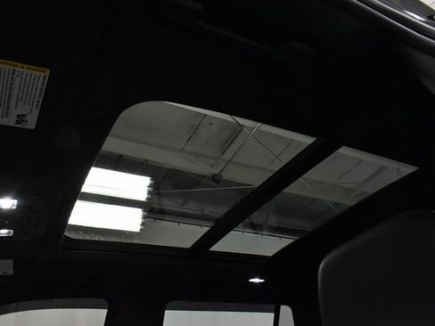 Certified 2021 Chevrolet Tahoe Z71 w/ Luxury Package image 20