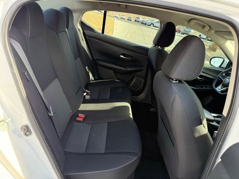 Used 2022 Nissan Sentra SV image 14