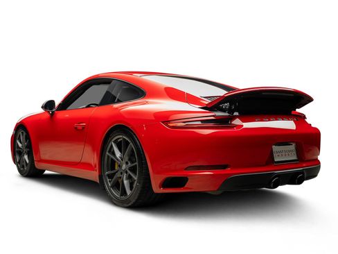Used 2018 Porsche 911 Carrera RWD image 10