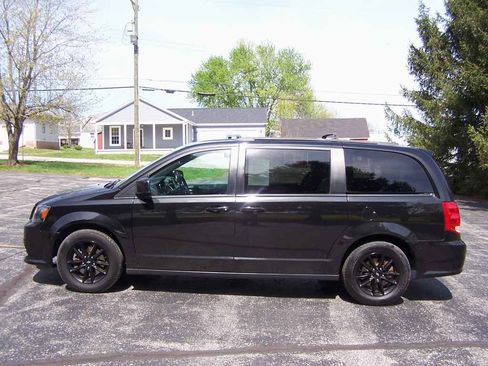 Used 2019 Dodge Grand Caravan GT image 6