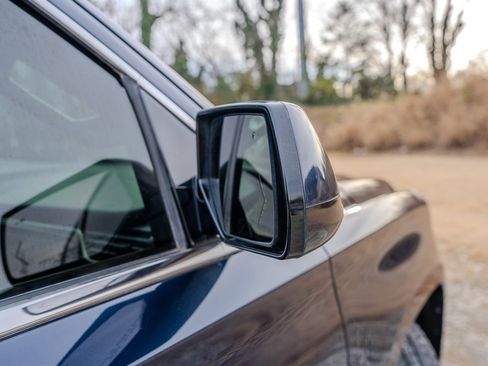 Used 2018 GMC Yukon Denali w/ Denali Ultimate Package image 8