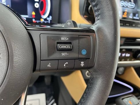Used 2021 Nissan Rogue Platinum FWD image 23