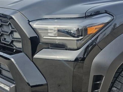 Used 2025 Toyota 4Runner TRD Off-Road image 6