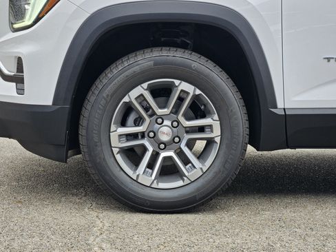 New 2027 GMC Terrain Elevation w/ LPO, Floor Liner Package FWD image 7