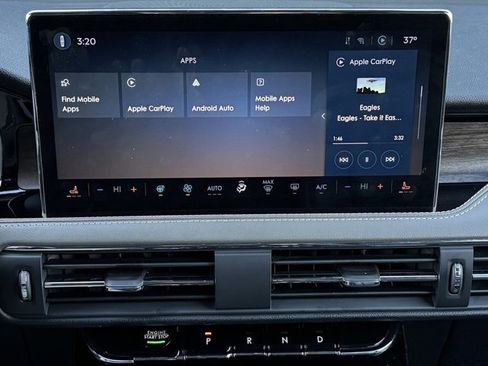 Used 2023 Lincoln Corsair Reserve w/ Equipment Group 201A image 21