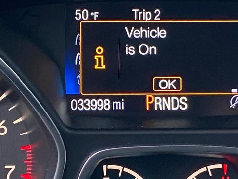 Used 2019 Ford Escape SEL image 16