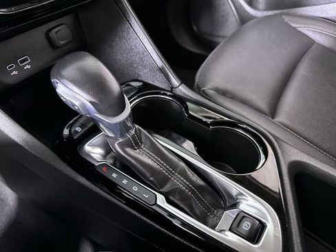 Used 2024 Buick Encore GX Sport Touring image 16