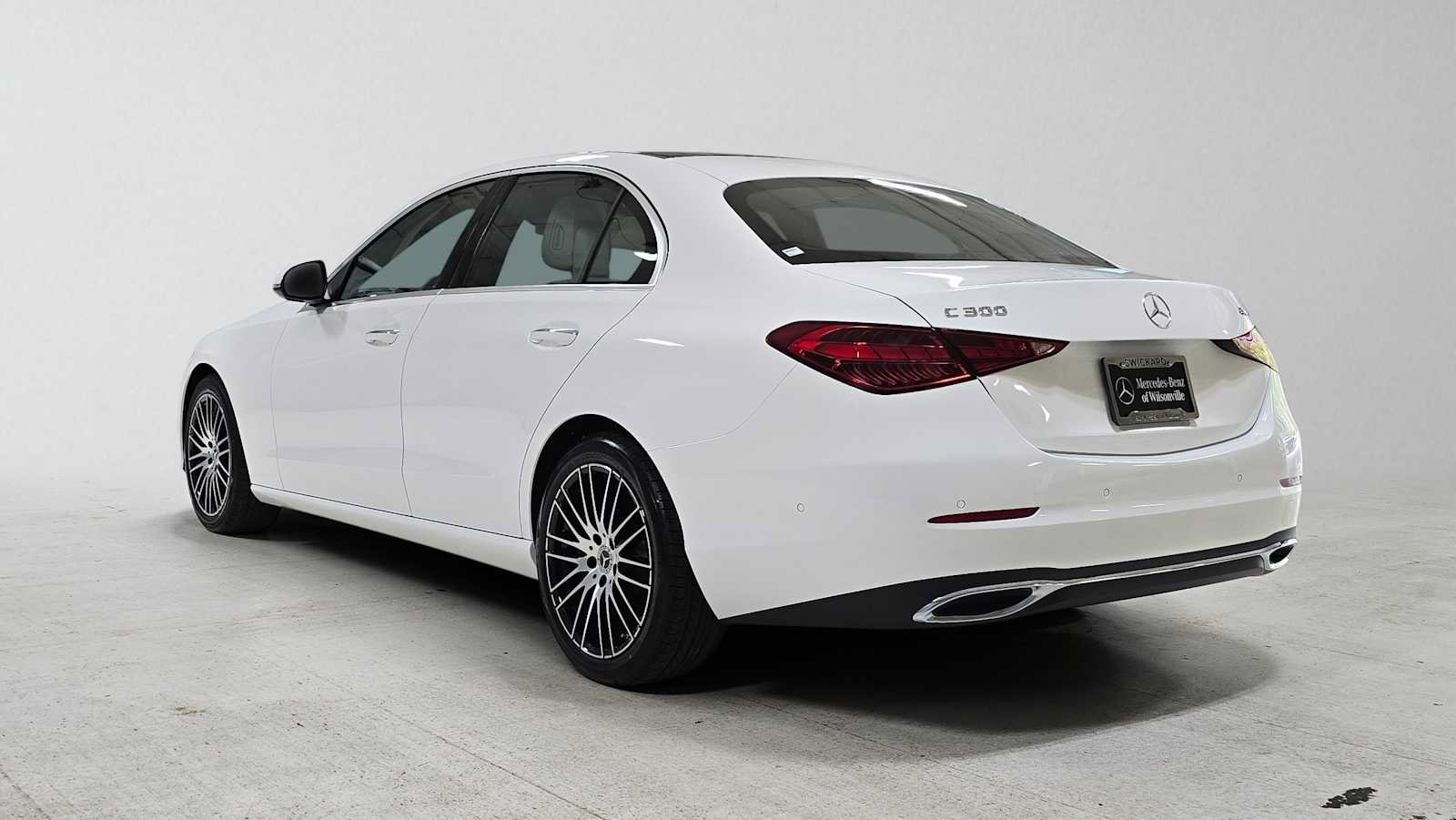 Used 2026 Mercedes-Benz C 300 4MATIC Sedan image 5