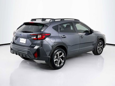 Used 2024 Subaru Crosstrek 2.0i Premium image 9