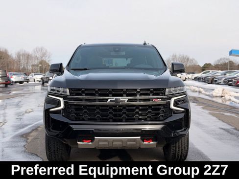 Used 2021 Chevrolet Tahoe Z71 w/ Z71 Signature Package image 3