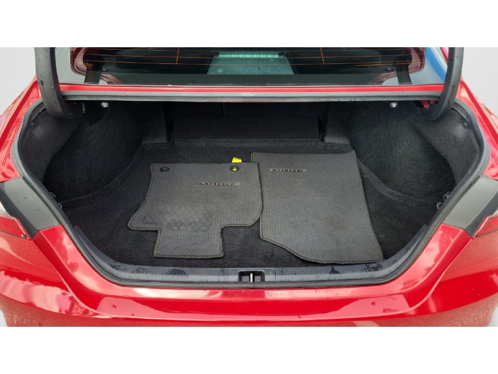 Certified 2024 Toyota Camry LE FWD image 9