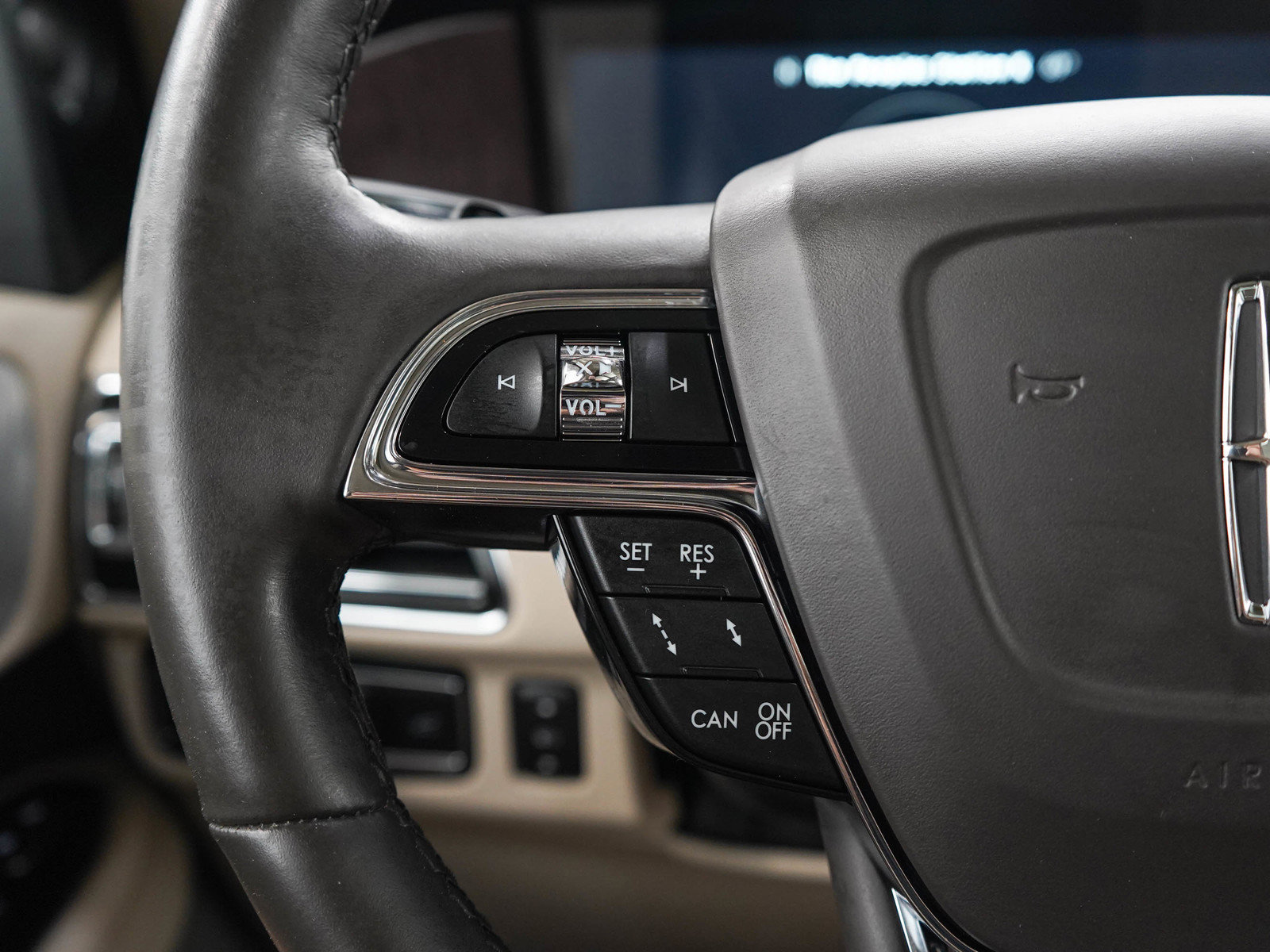 Used 2021 Lincoln Navigator Reserve w/ Luxury Package AWD/4WD image 27