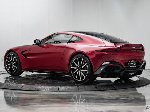 Used 2019 Aston Martin V8 Vantage Coupe RWD image 12