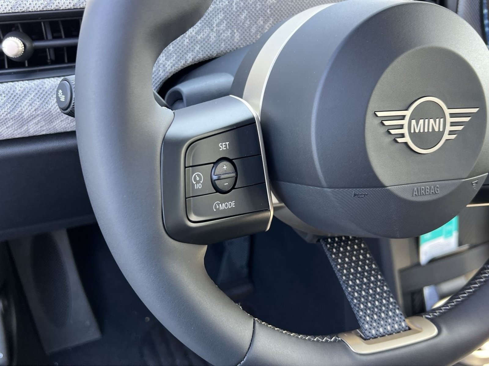 New 2026 MINI Cooper S FWD image 30