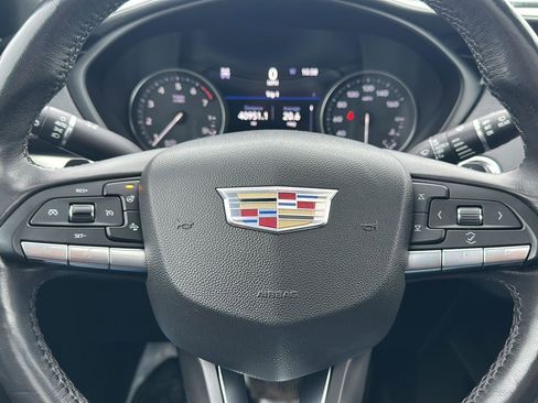 Used 2020 Cadillac XT4 Premium Luxury image 14