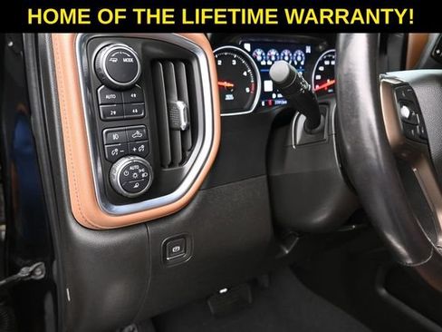 Used 2022 Chevrolet Silverado 2500 High Country AWD/4WD image 16