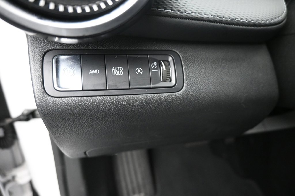 Used 2025 Chevrolet Equinox LT AWD/4WD image 18