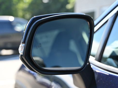 Used 2020 Toyota RAV4 XLE w/ All Weather Liner Package AWD/4WD image 9
