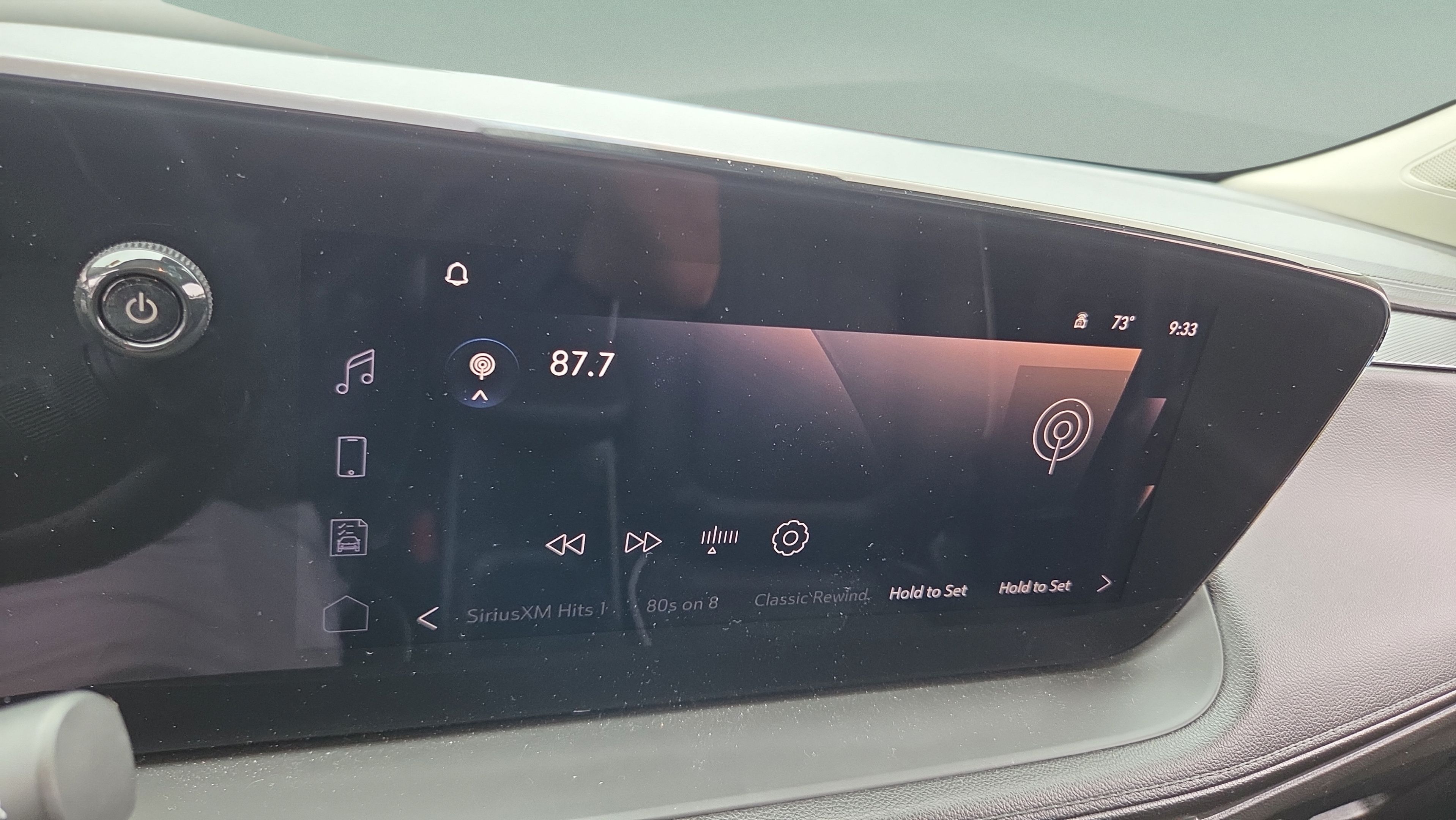 Certified 2024 Buick Encore GX Avenir FWD image 18
