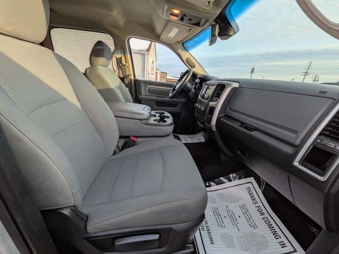 Used 2016 RAM 2500 SLT image 22