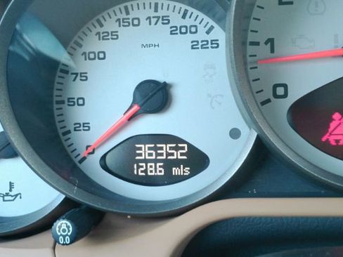 Used 2010 Porsche 911 Turbo image 30