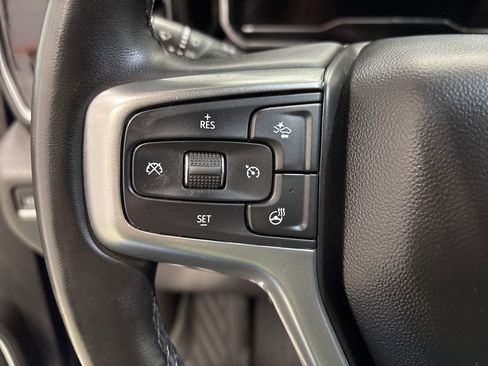 Used 2023 Chevrolet Silverado 1500 LT AWD/4WD image 27