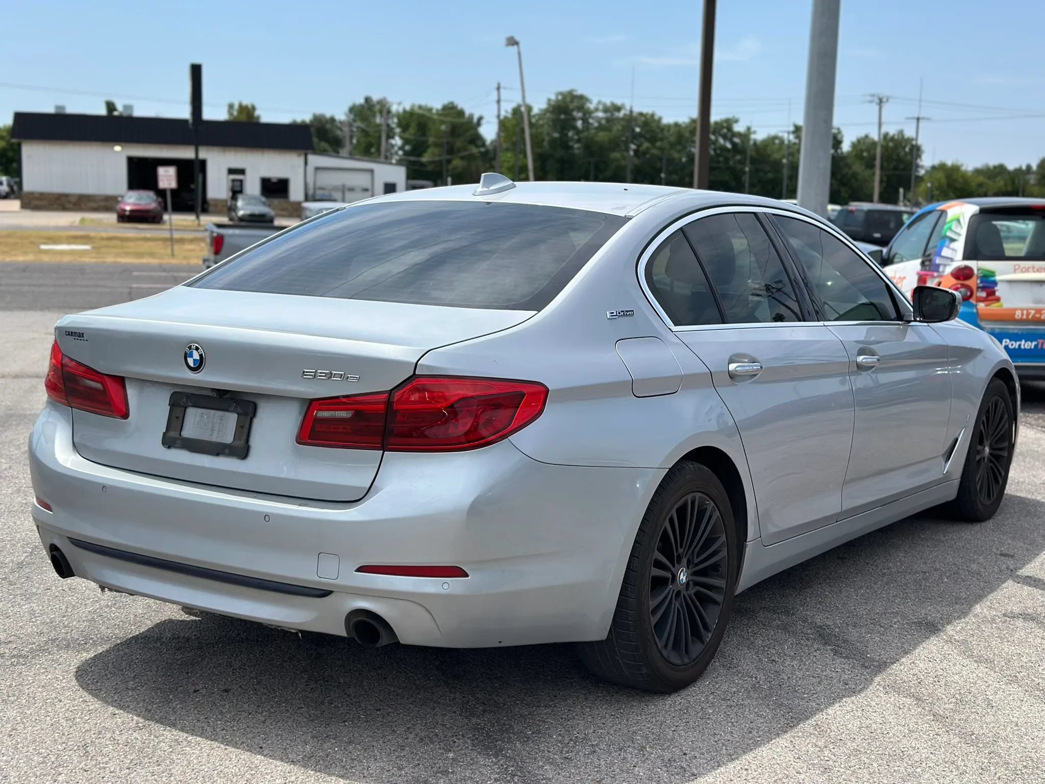 Used 2018 BMW 530e w/ Premium Package 2 RWD image 6