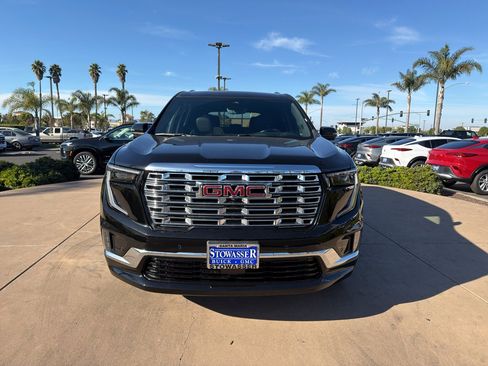 New 2026 GMC Acadia Denali image 2