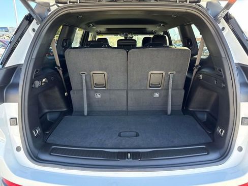 New 2025 Jeep Grand Cherokee L Altitude RWD image 7