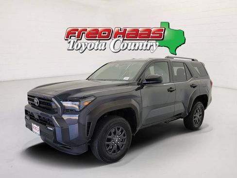 Used 2025 Toyota 4Runner SR5 AWD/4WD image 1