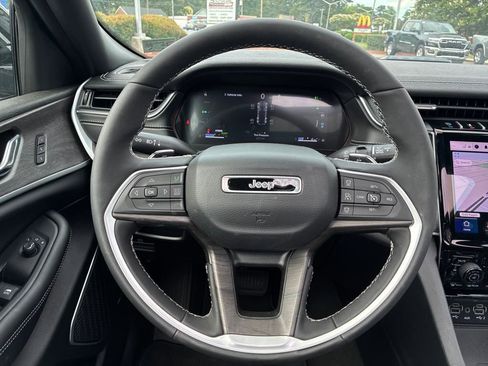 New 2024 Jeep Grand Cherokee Limited 4xe w/ Luxury Tech Group II image 15