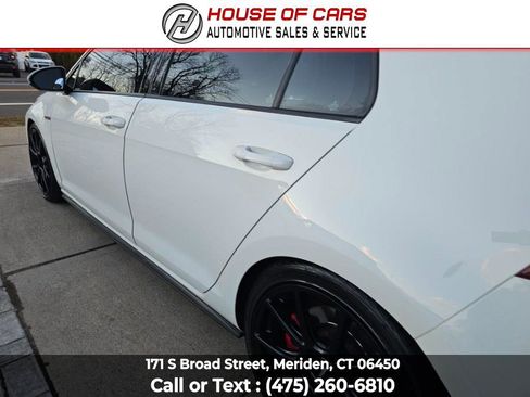 Used 2018 Volkswagen GTI SE image 17