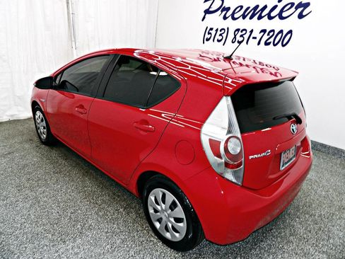 Used 2014 Toyota Prius C Two image 4