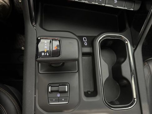 Used 2023 GMC Sierra 1500 AT4 w/ AT4 Premium Package AWD/4WD image 28