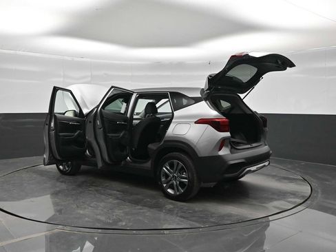 Used 2022 Kia Seltos LX AWD/4WD image 45