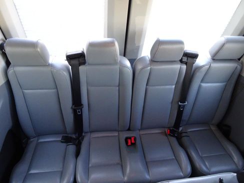 Used 2017 Ford Transit 350 XL image 17