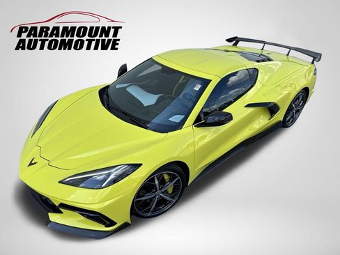 Used 2021 Chevrolet Corvette Stingray Premium Cpe w/ Z51 Performance Package RWD image 2