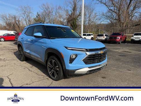 Used 2024 Chevrolet TrailBlazer LT w/ LT Cold Weather Package image 1