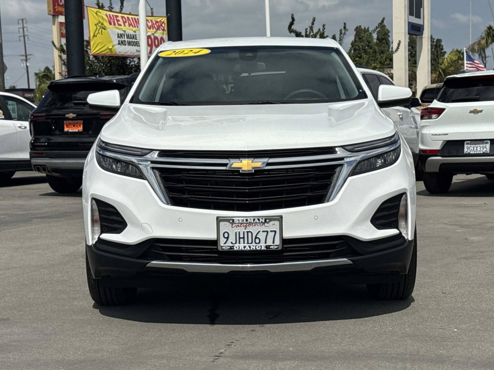 Used 2024 Chevrolet Equinox LT w/ LPO, Cargo Package FWD image 2